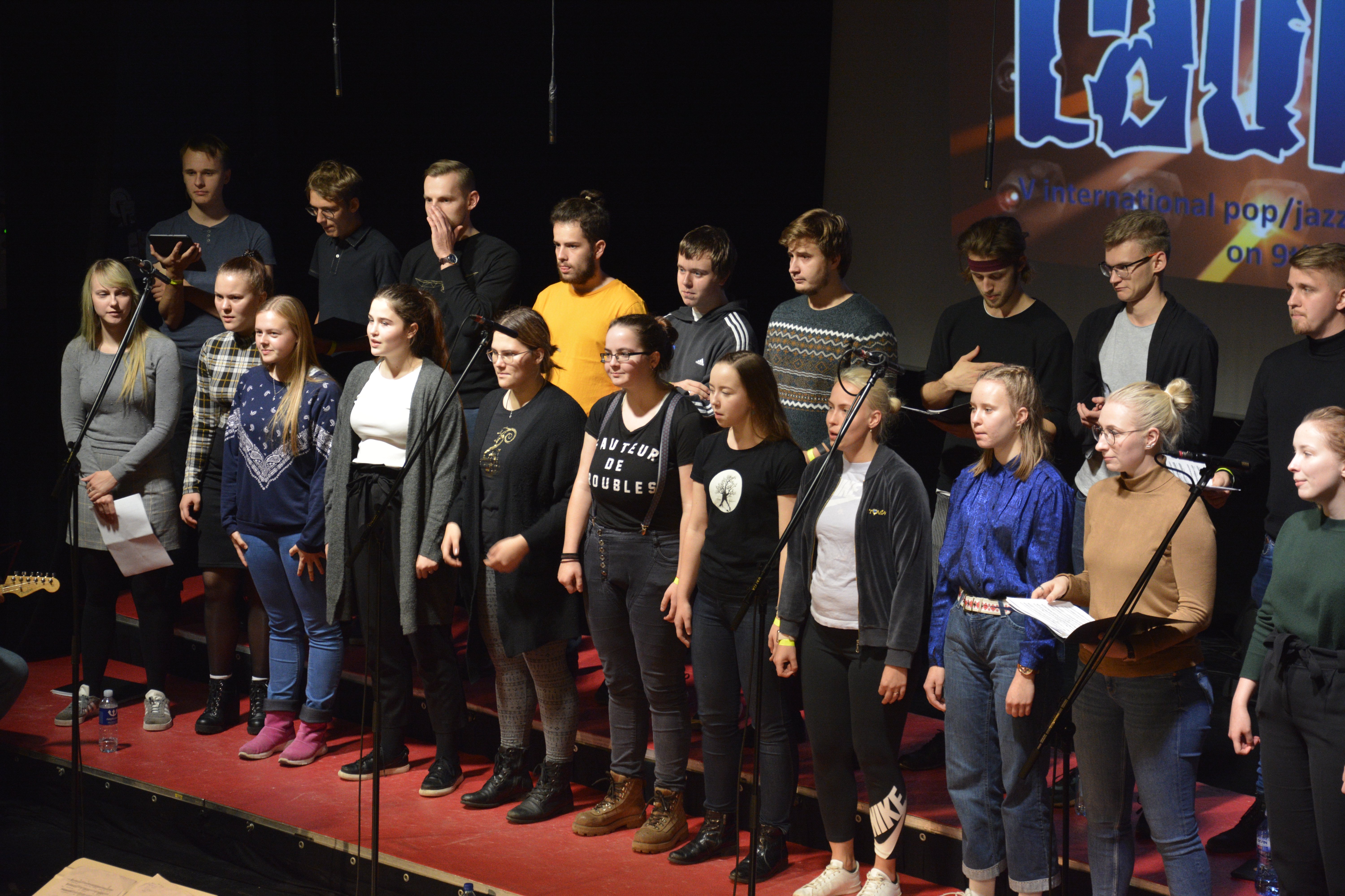 Lauluragin 1. päev
