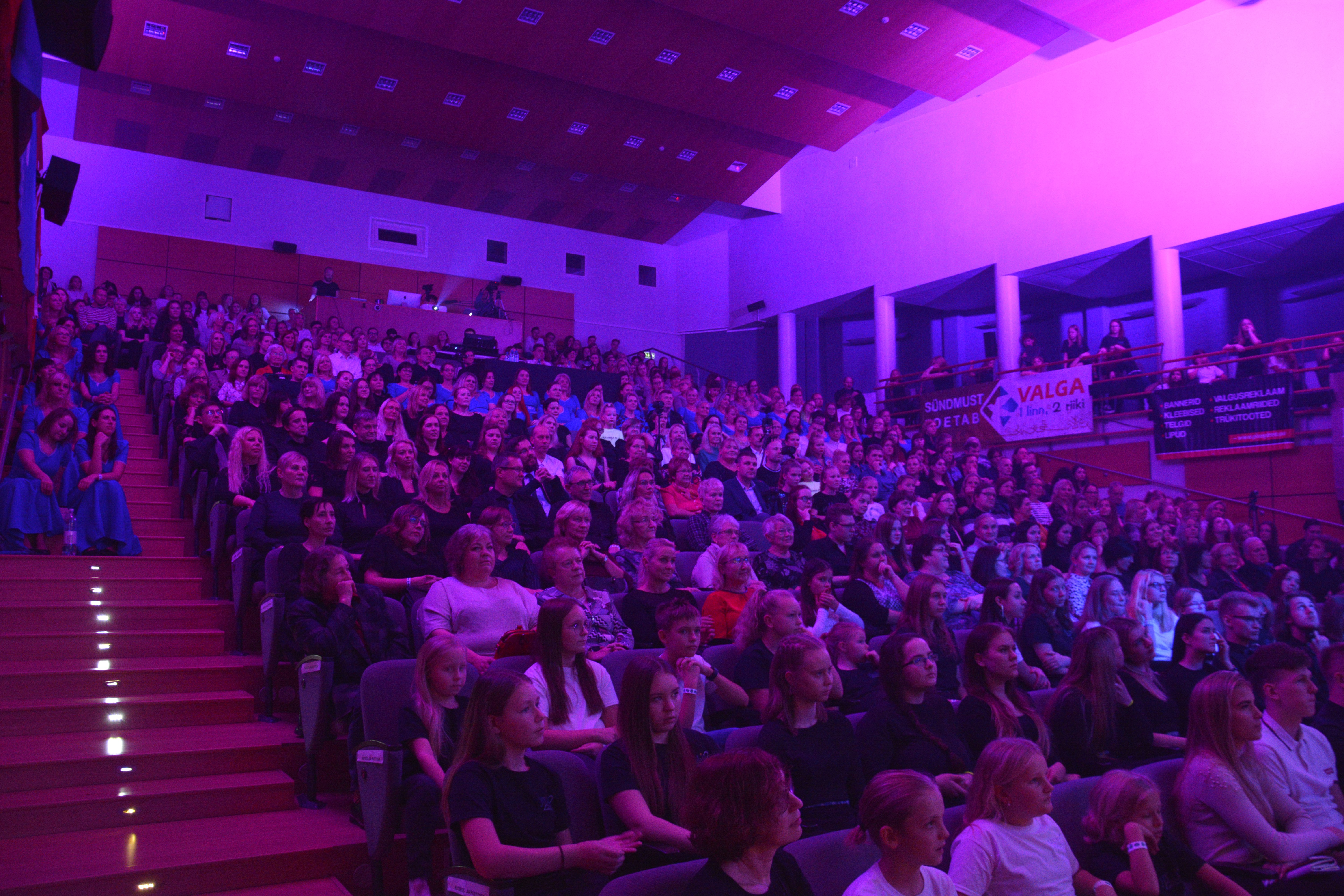 Lauluragin 1. päev