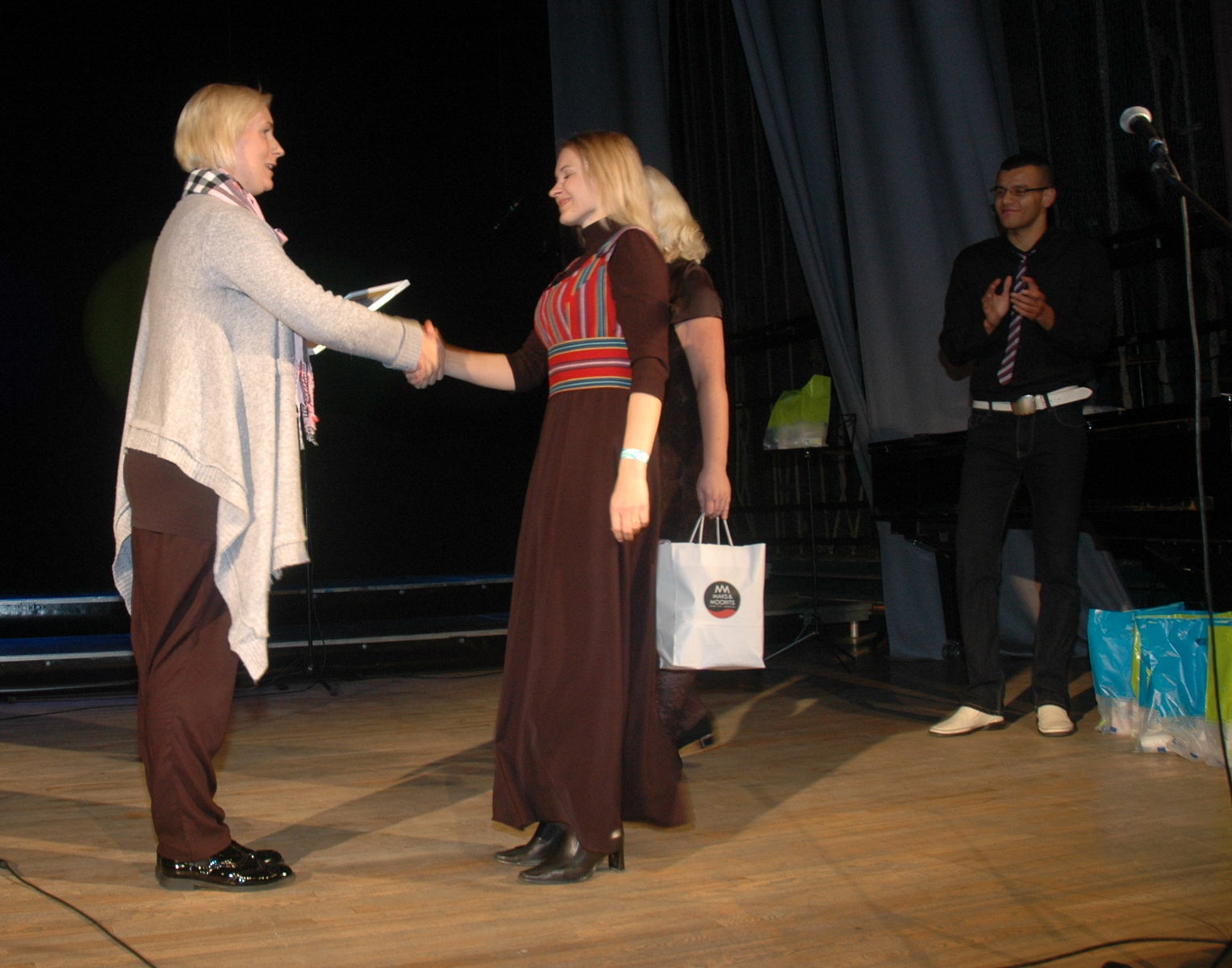Lauluragin 2014 konkurss