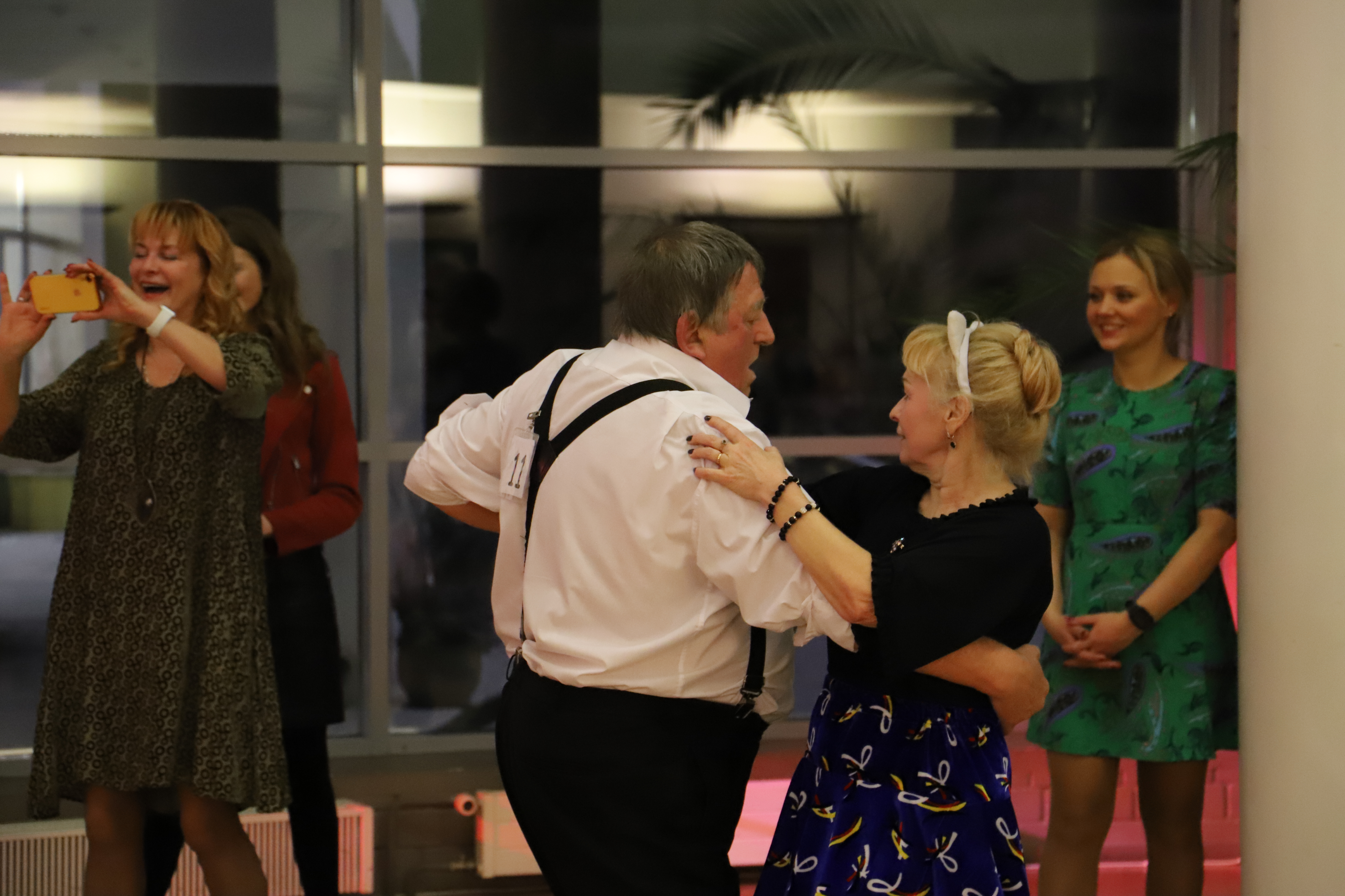 MTÜ-de pidu