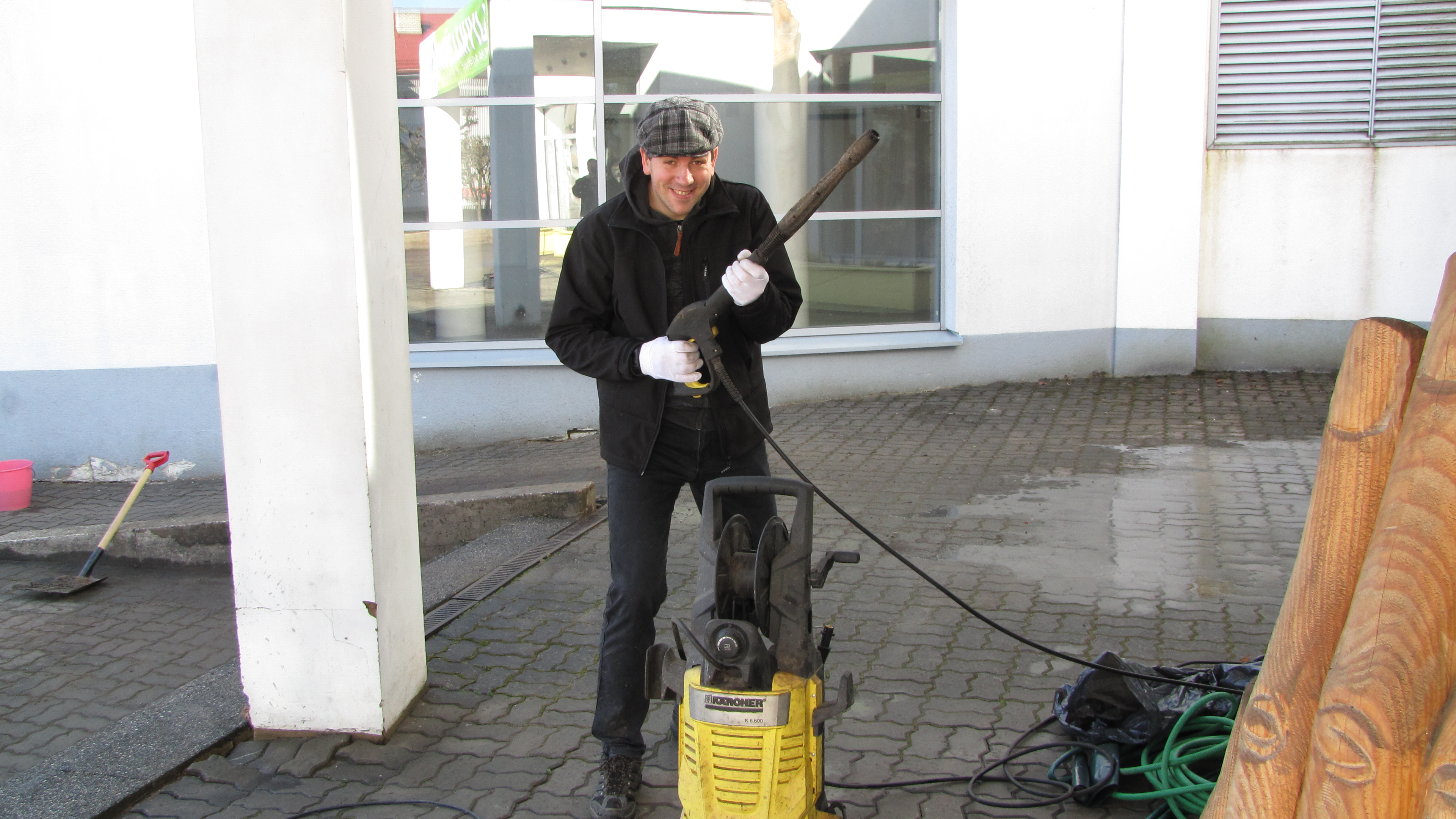 Teeme ära