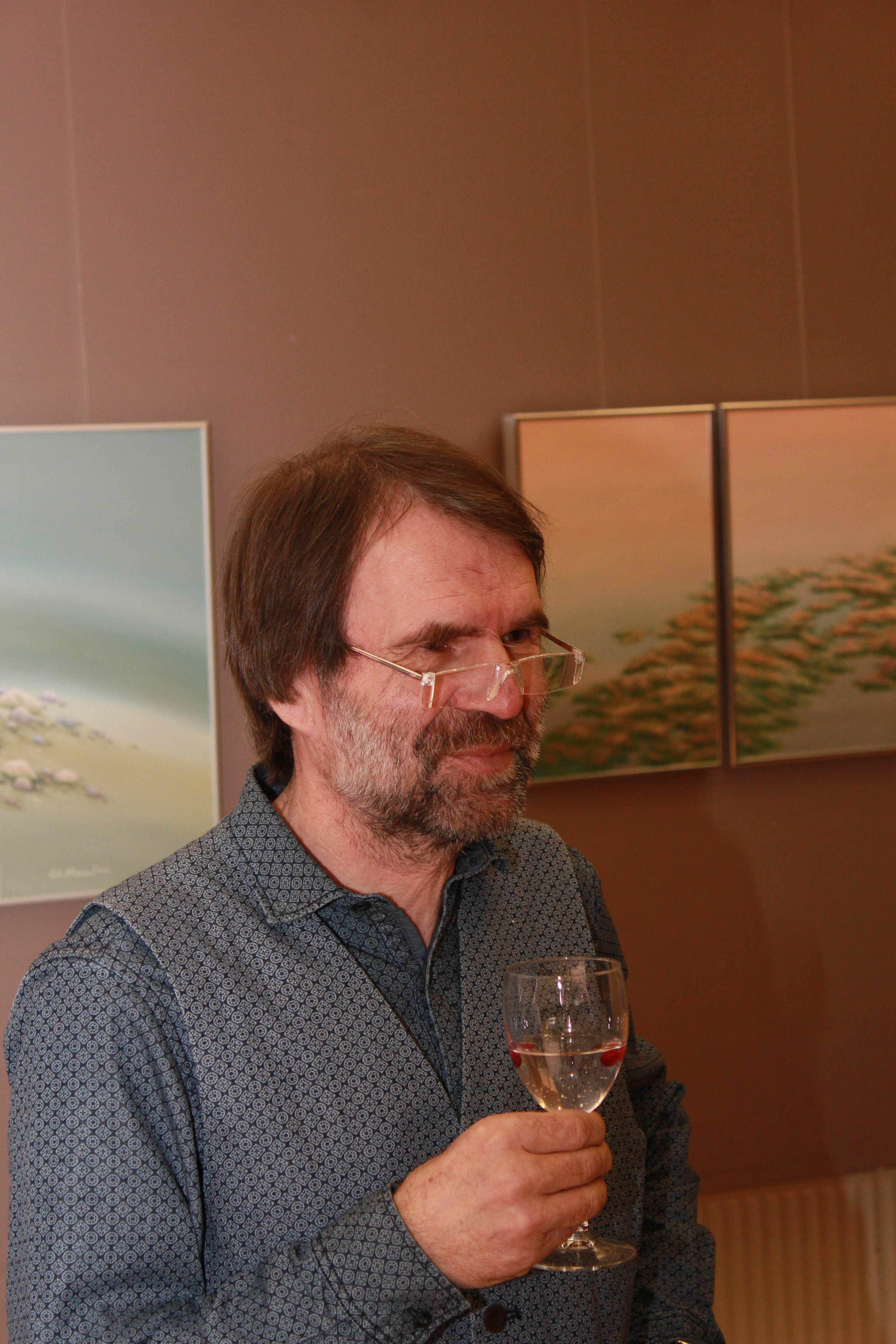 Valev Elerand isikunäitus 