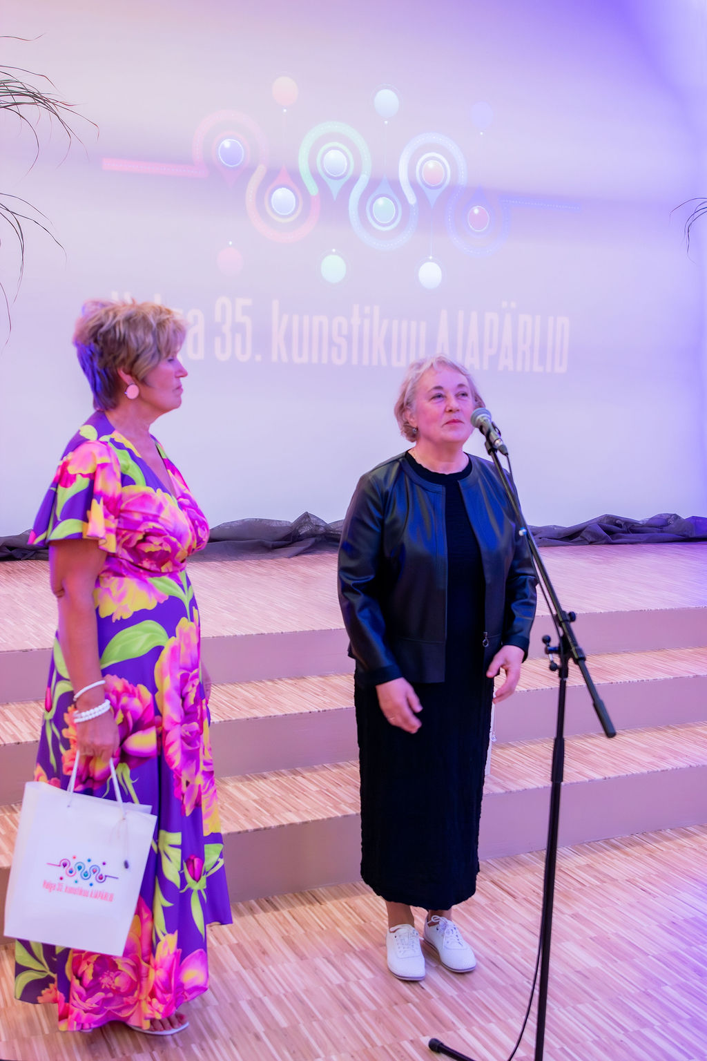 Valga 35. kunstikuu AJAPÄRLID