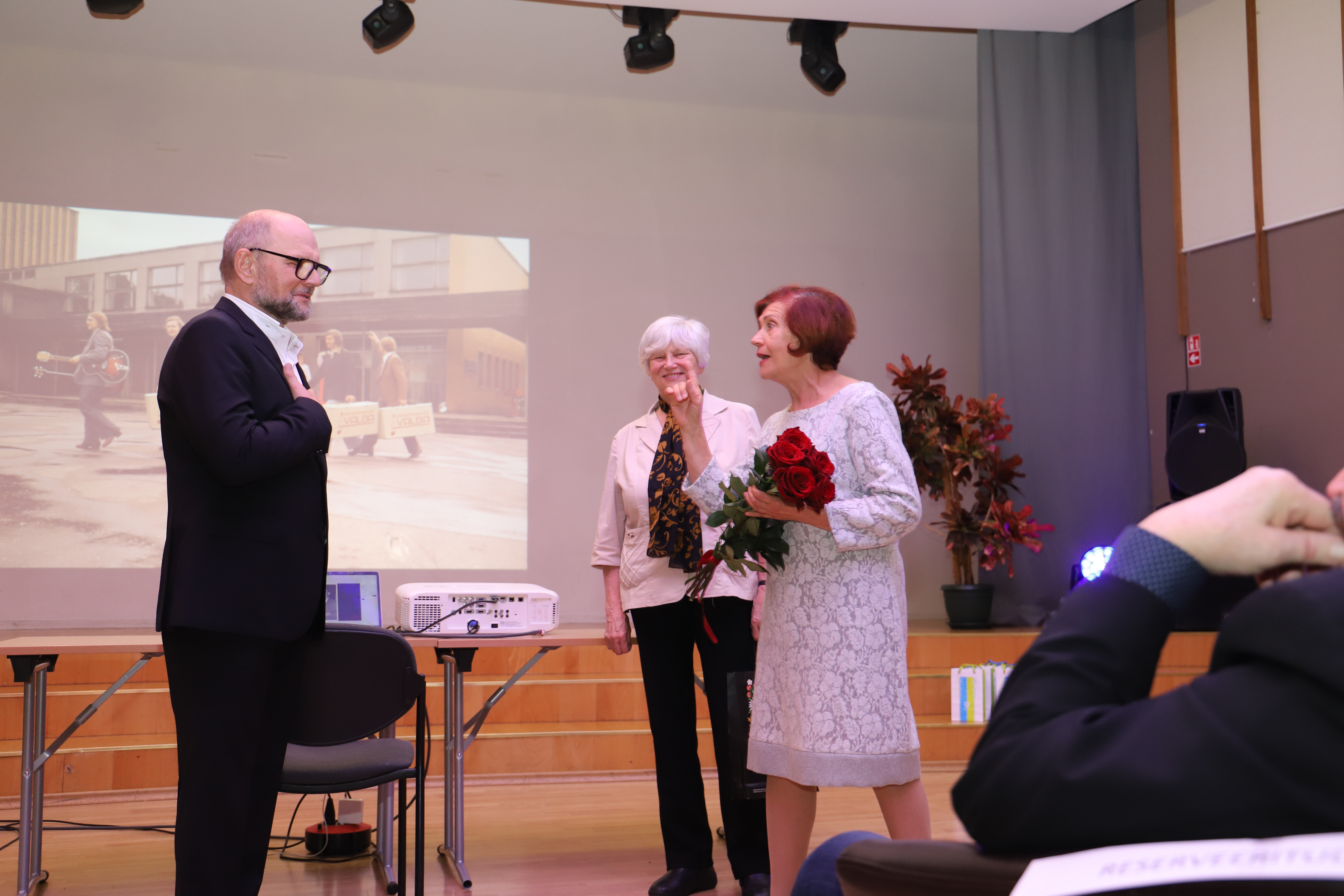Kodune pidupäevakontsert - Valga Kultuurimaja 55