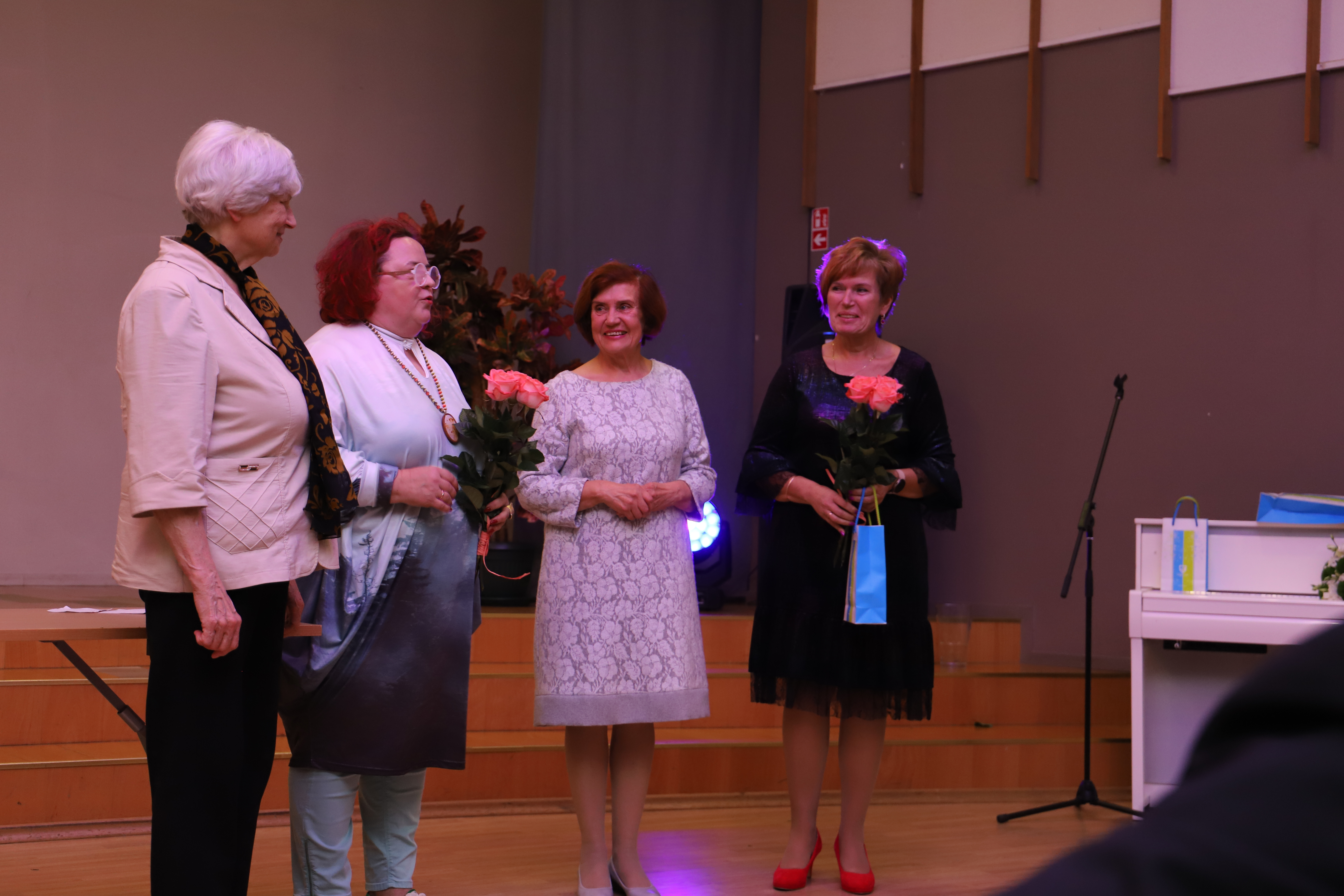Kodune pidupäevakontsert - Valga Kultuurimaja 55